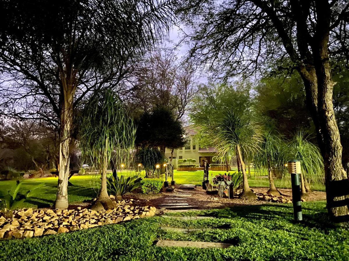 Rip Van Winkel Guest House Lephalale المظهر الخارجي الصورة