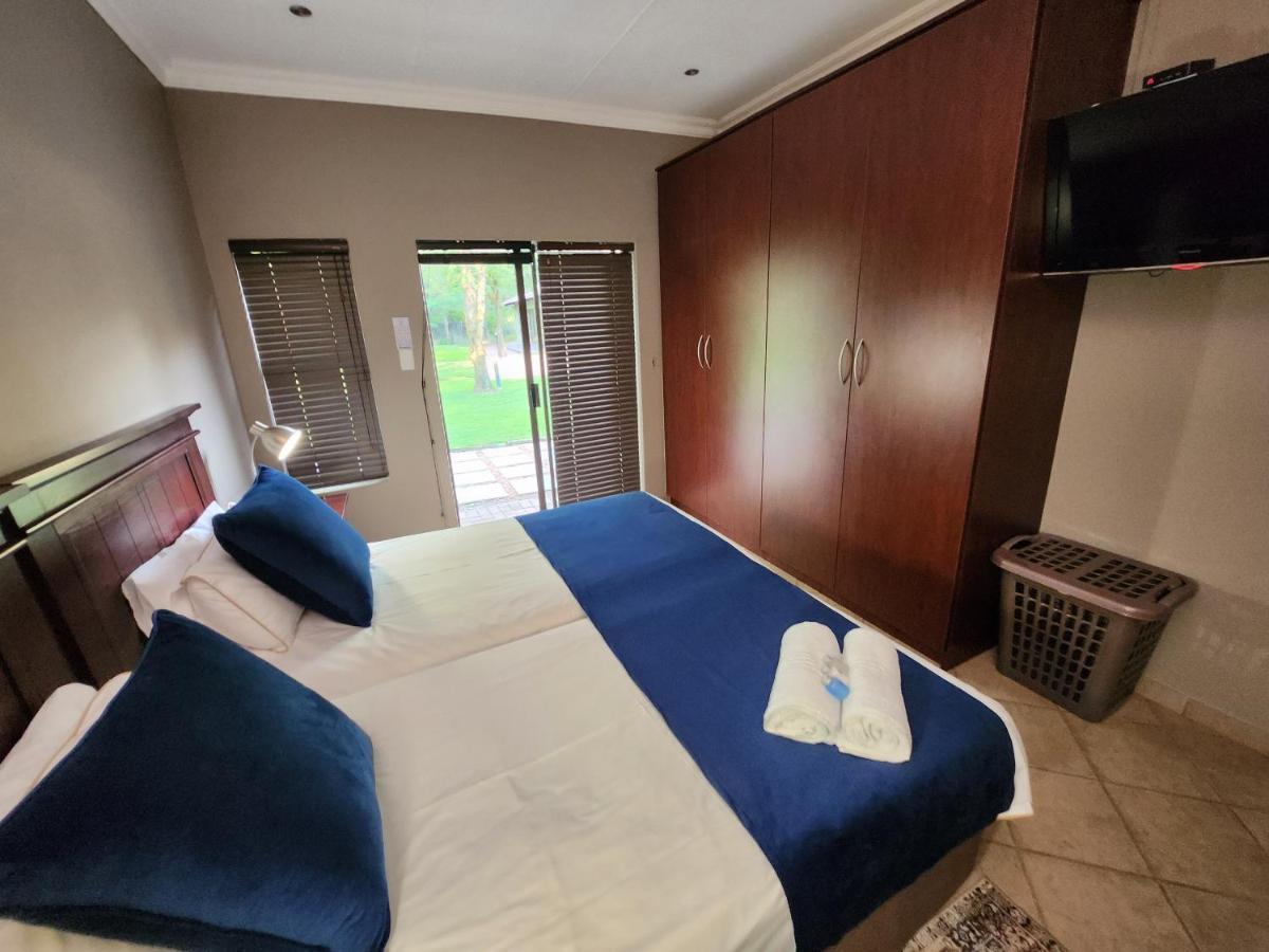 Rip Van Winkel Guest House Lephalale المظهر الخارجي الصورة